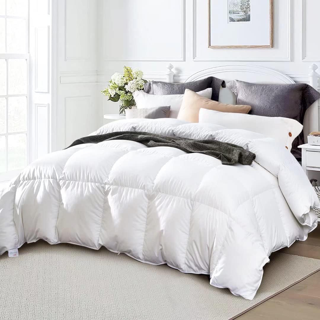 Goose down Comforter King Size All Season Duvet Insert Ultra-Soft 100% Cotton, 45OZ,650 Fill Power, Medium Warmth with Corner Tabs, White.…